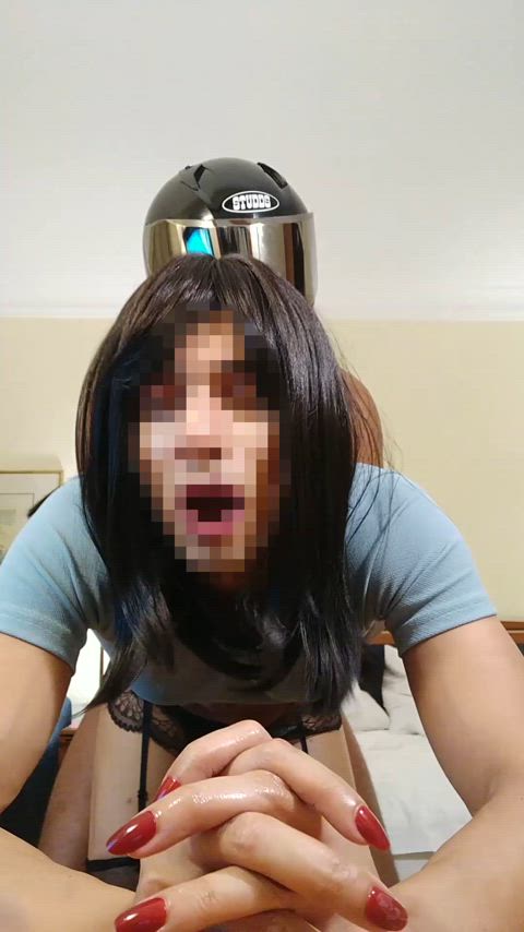 Your little fucktoy! If you know me, DM me with your most personalised insults ;)
