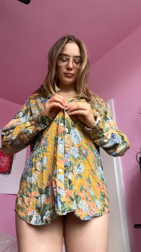 One day I’ll find someone who wants to lick my bush every morning