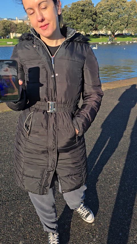 Lovely sunny stroll round the lake