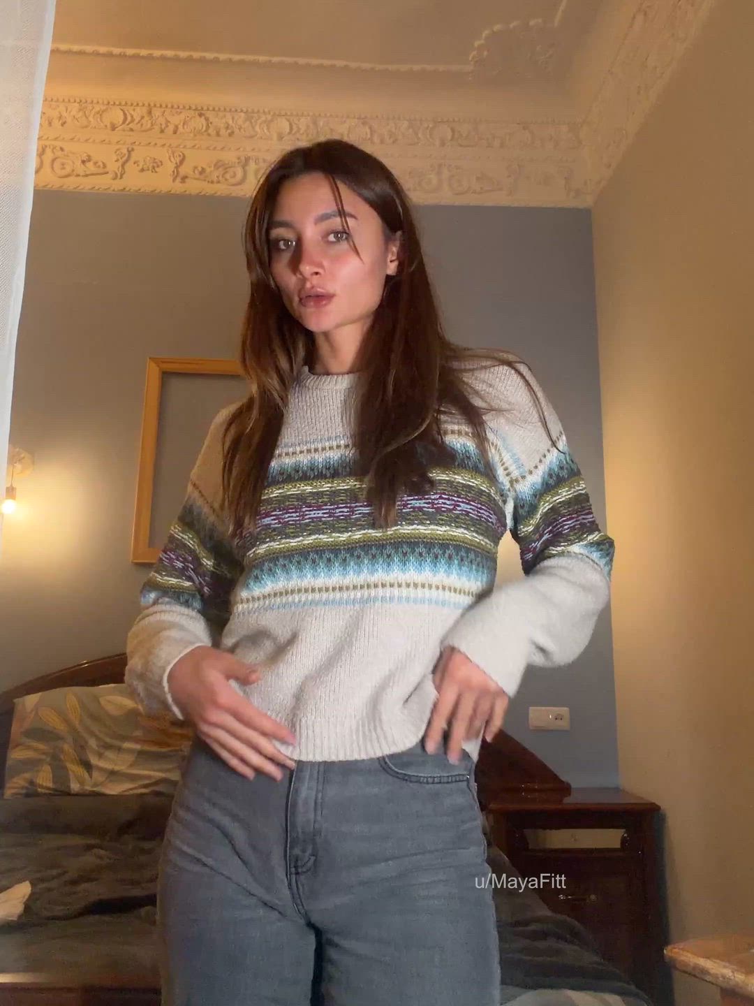 Think my tits deserve to be revealed?