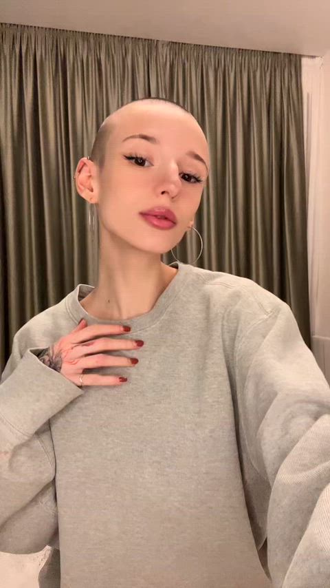 Clothed vs Unclothed