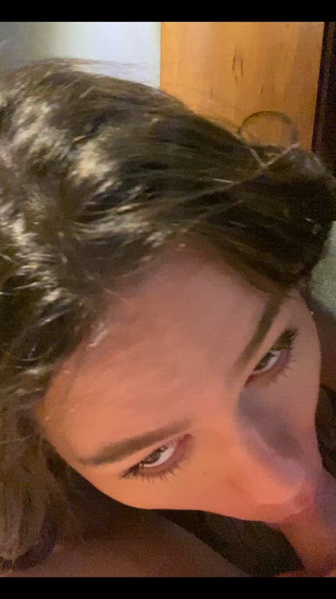 who's want my mouth and throat?