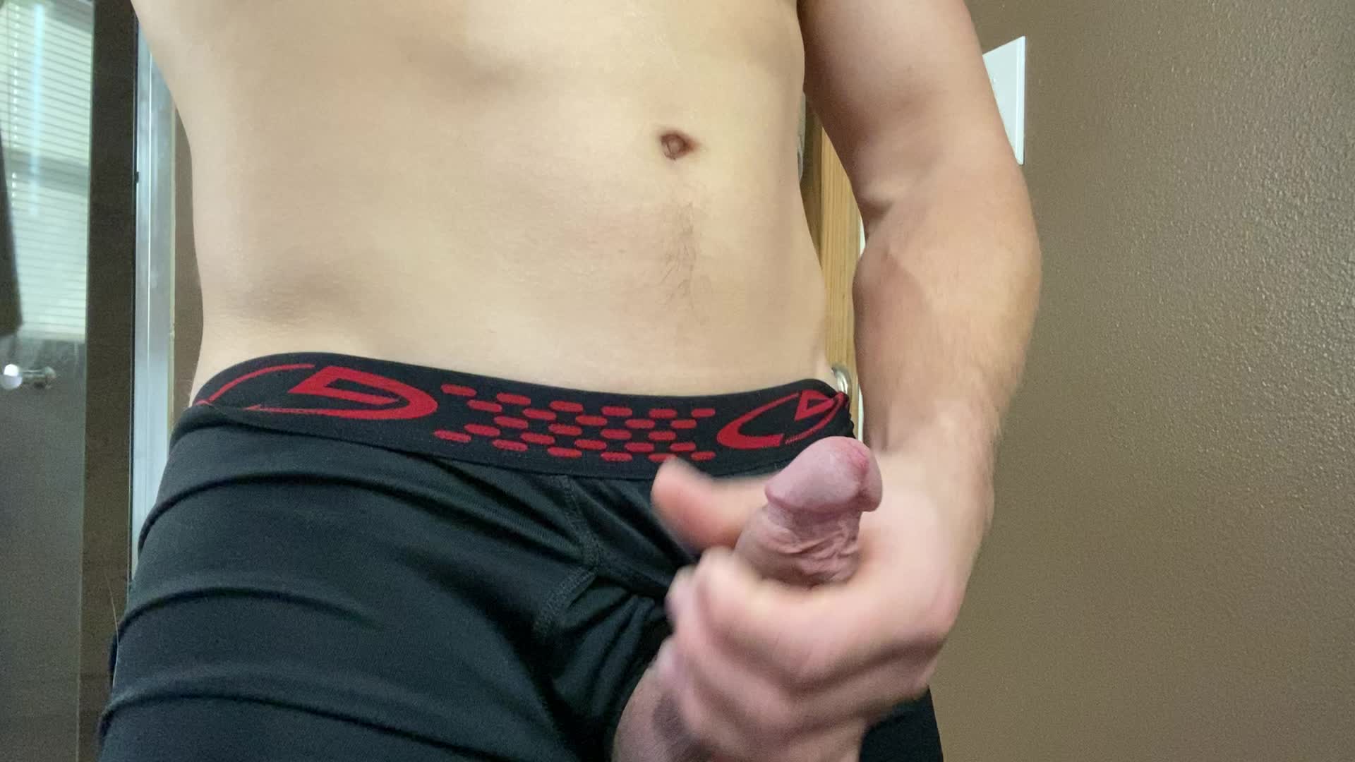 Hey guys. Newcomer here 😛