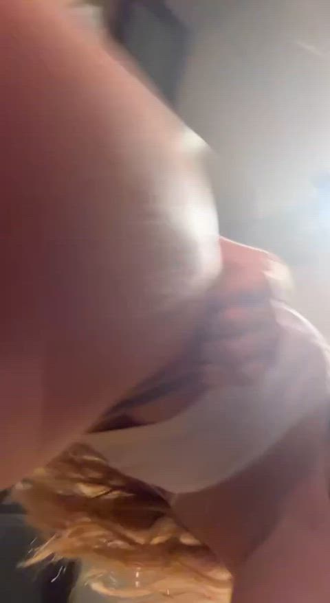 my pussy is ready to be fucked right now papi