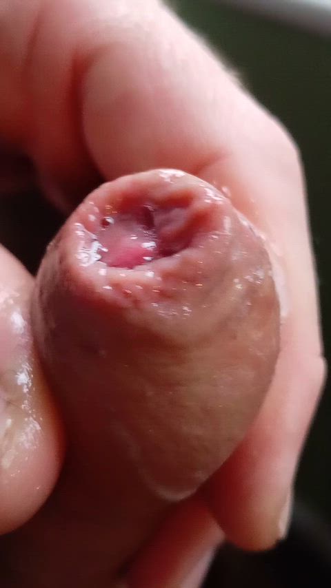 (40) nothing quute like bejng uncut