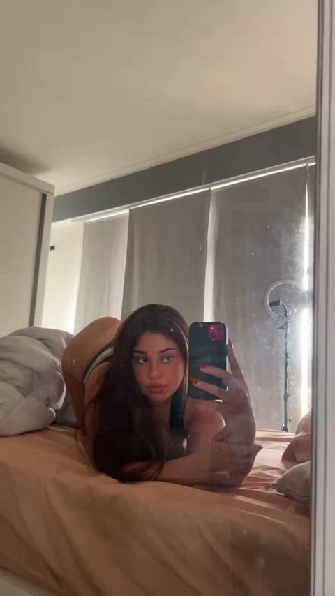 Would you fuck me until I couldn’t walk 🚶‍♀️🍑