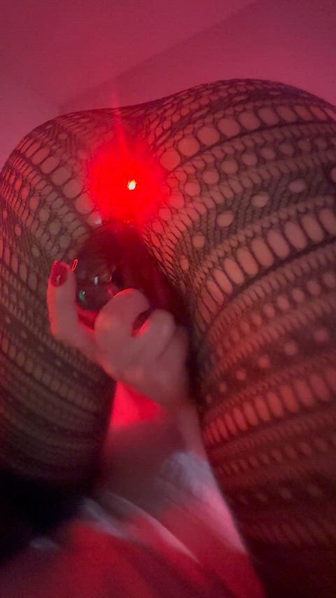 It's time to replace my buttplug with something bigger