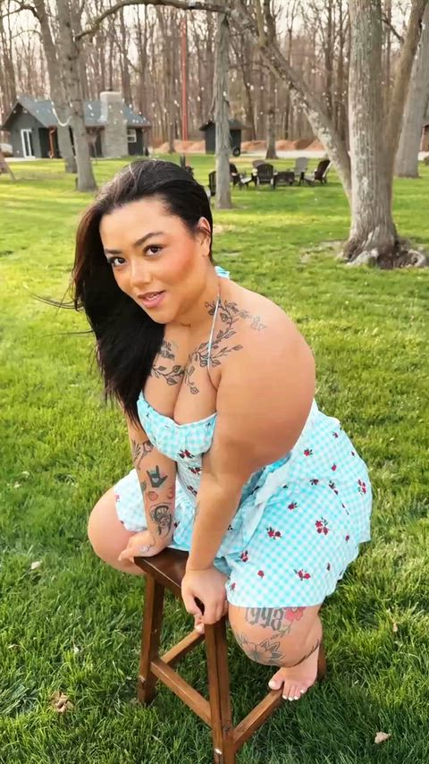 38F, 250 lbs, thick and very horny. Fuck or marry?