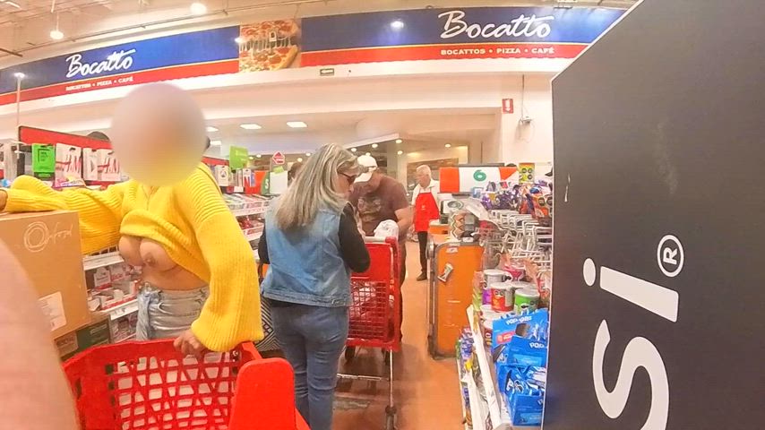 Everybody was so busy that they missed the good show