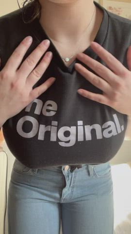 Boobs Bouncing Tits College Huge Tits Natural Natural Tits Perky Teen Tits Titty Drop Porn GIF by lamsinka89