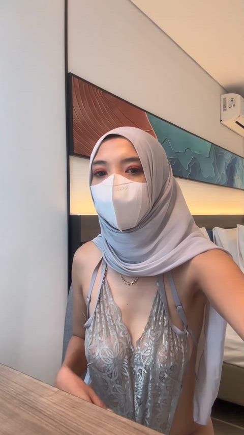 Modest hijabi losing control to filthy lust
