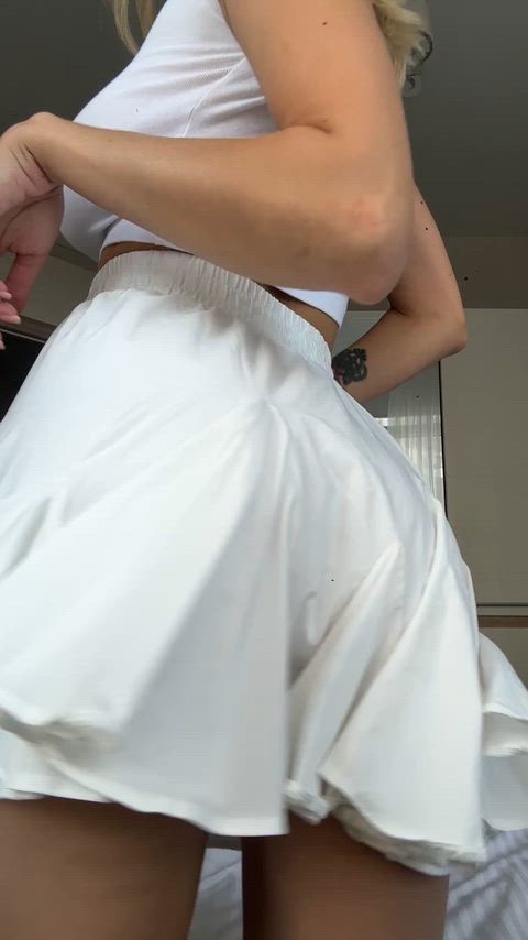 Do you prefer my ass without panties?