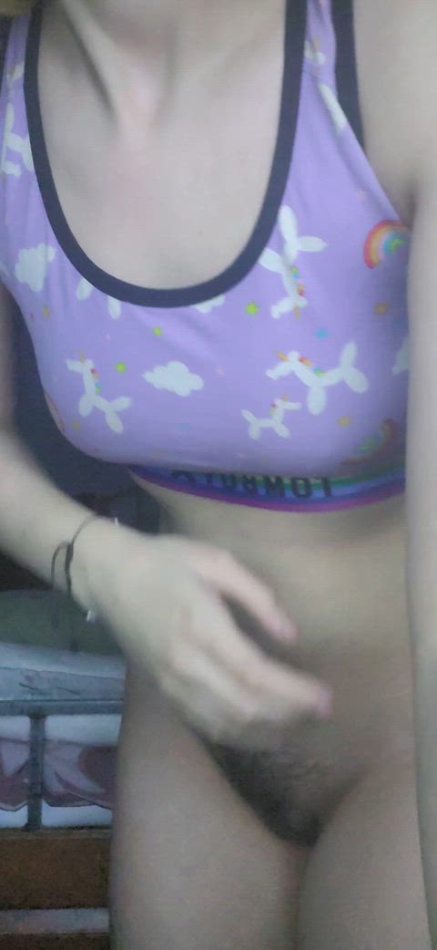 Cute sports bra, cute person, what more do you even need?