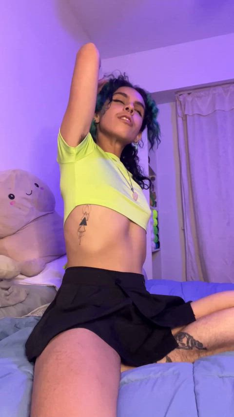 a little sweaty but who's gonna lick