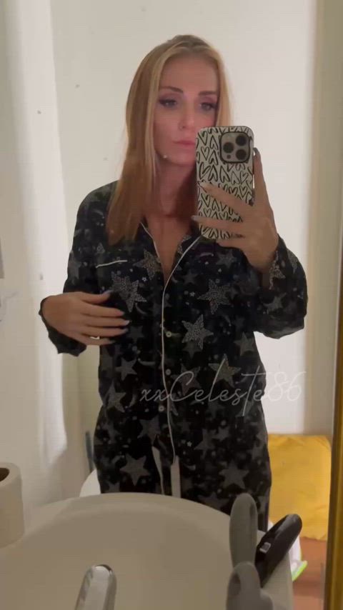 A little good morning squeeze
