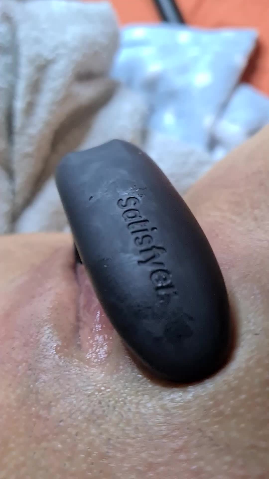 MEGA CLOSE UP of WAP - I get a little 2 excited and ruin my bedsheets with squirt 🙈