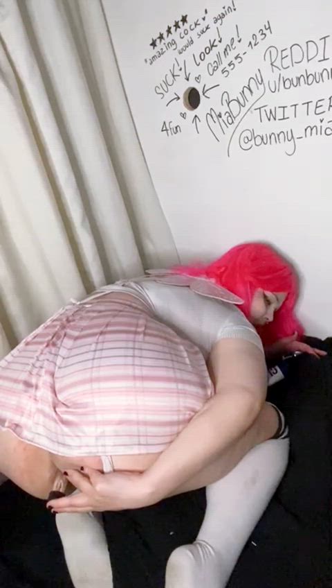 Preparing my ass to get assfucked at the gloryhole hehe