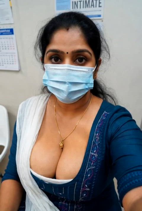 Desi bhabhi being naughty at the waiting room