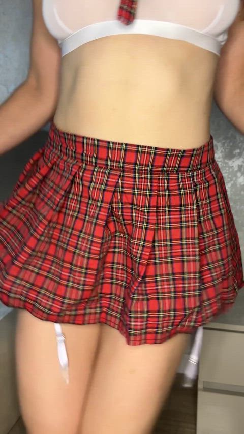 Feeling sexy in this skirt