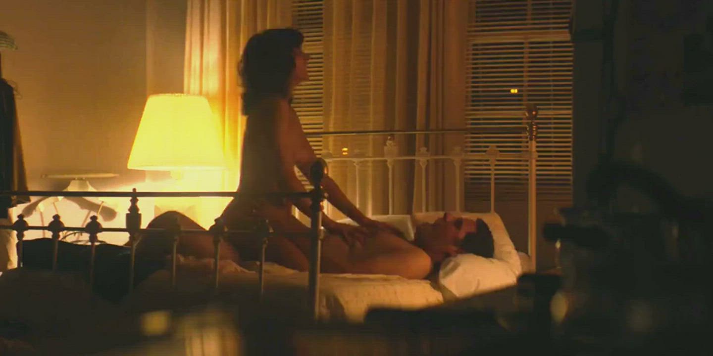 Alison Brie Celebrity Cute Porn GIF by redbledcom