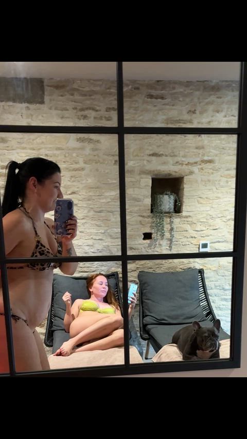 My friends reaction to my wet fart says it all 😏