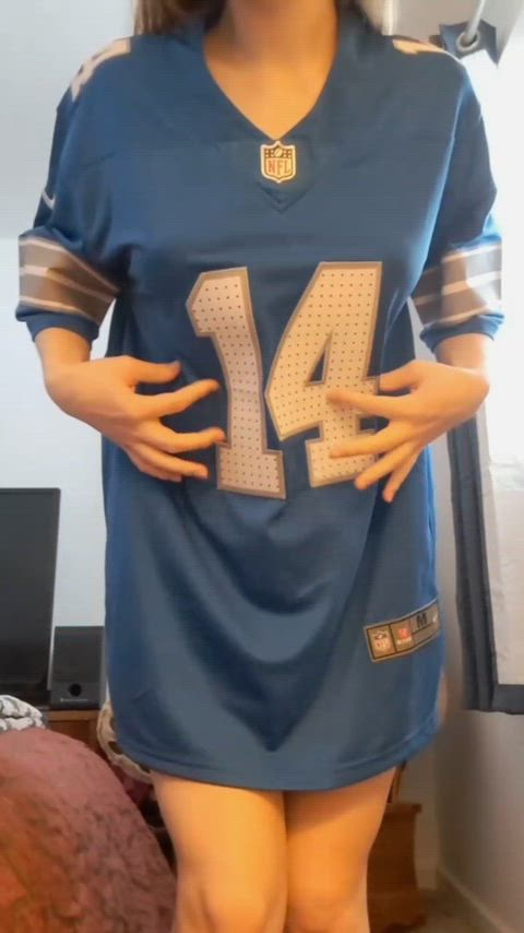 Trying to bring my team some good Juju for Sunday <3