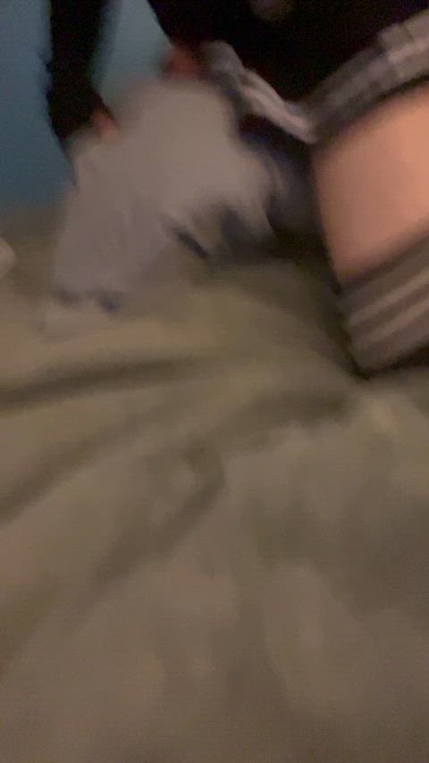 being mind numbingly horny makes me a dumb slut 😛