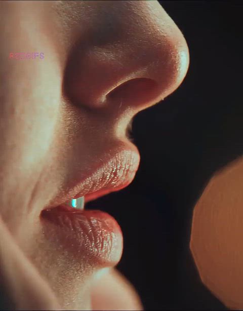 Megan Fox and Amanda Seyfried - Jennifer's Body (2009)