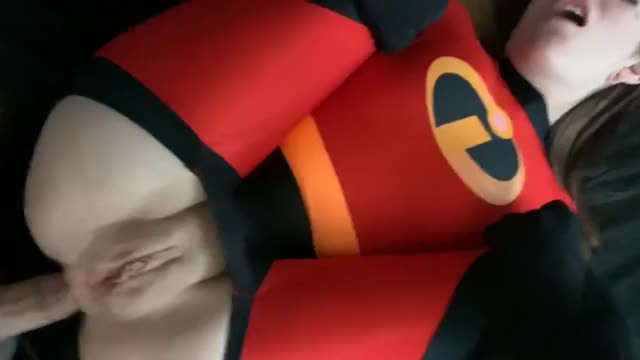 Violet Gets Fucked in The Ass