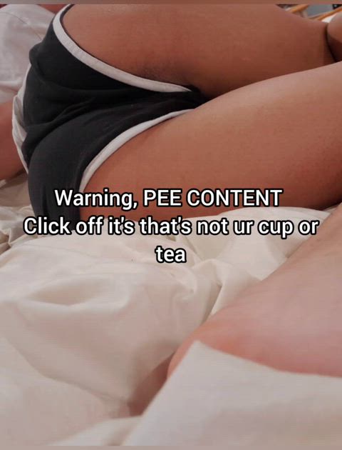 Dared by Obrklobrc to ... Pee my pants outside (even tho I said I wouldn't do it again) (f)