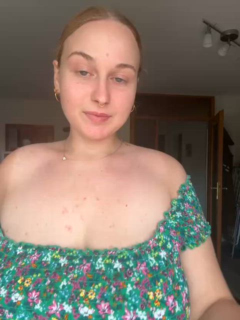 This is why I love wearing cute dresses