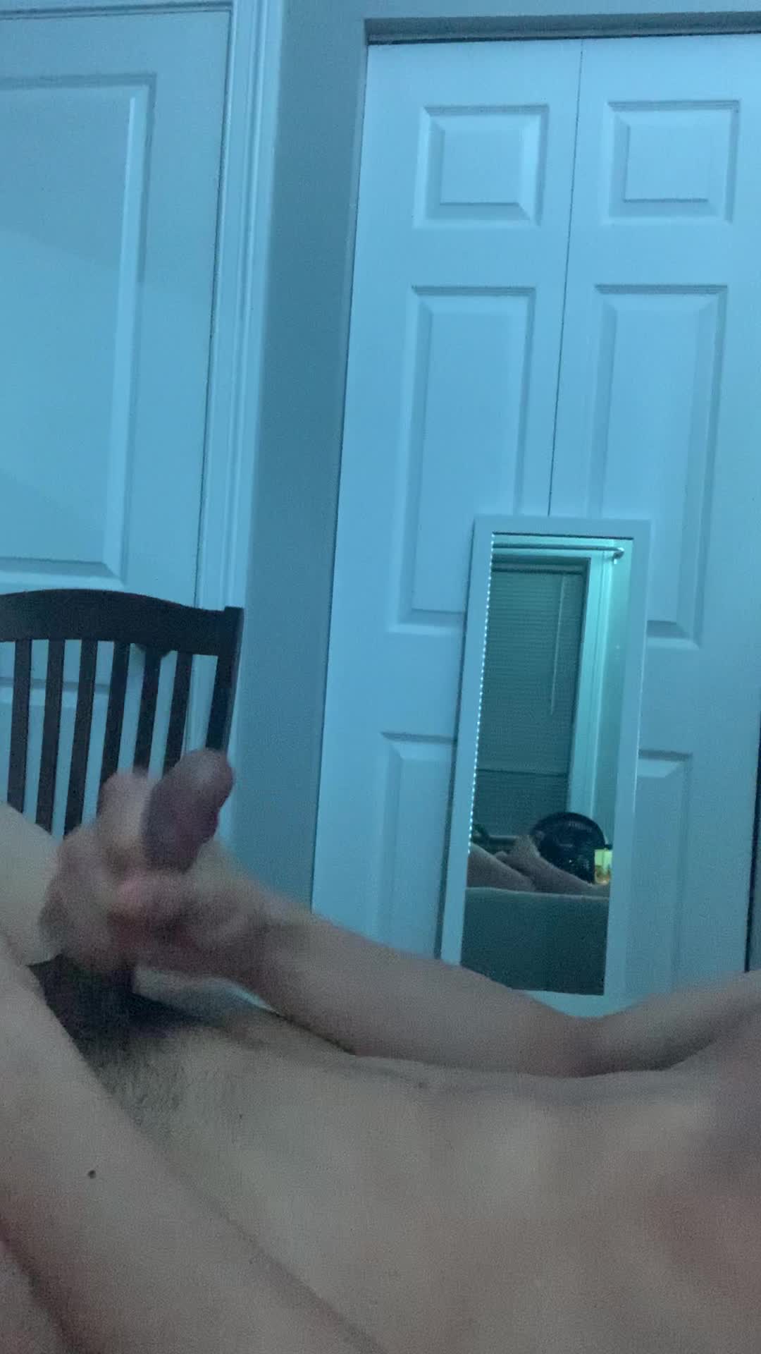 Let me clean and then kiss me 😋