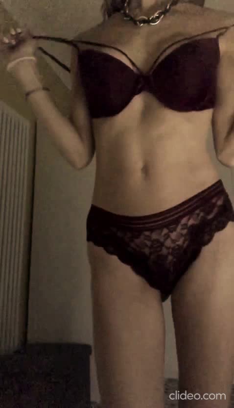 Dm me for the full strip video come see my huge fake tits I need attention boys x x