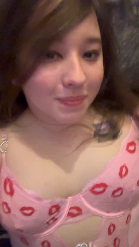 I love feeling all safe in secure in my cute cage 🥰🤭 helps that it matches my outfit 😘