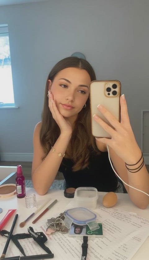 am i being too obvious or do u like it? hehe <3