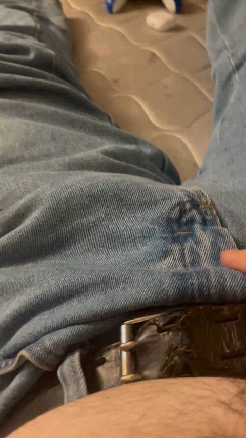 Came in my jeans🤭 [18m, pan]