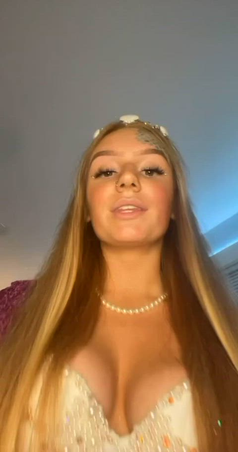 Happy Halloween from ur princess Ariel