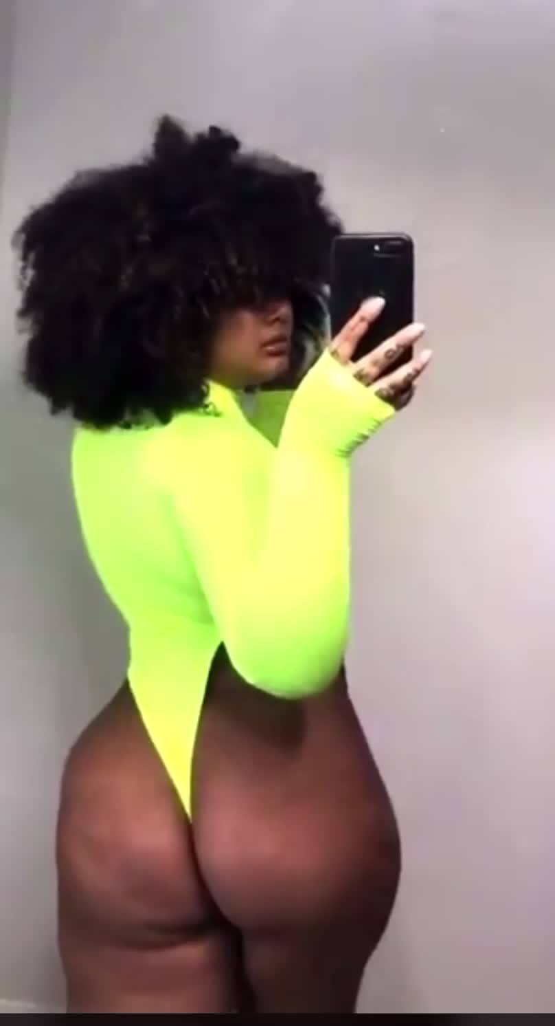 🍑👀😜