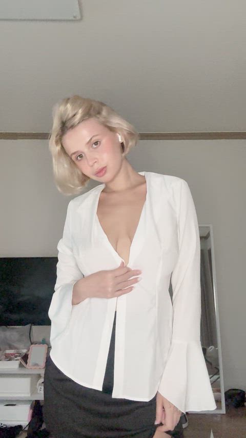 i wish guys liked saggy tits like mine