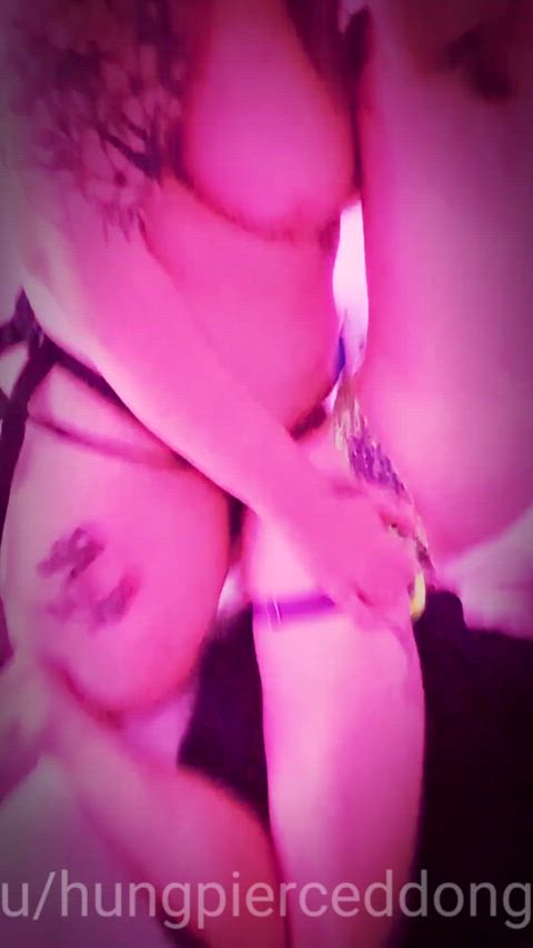 Sir's spoiling me, stretching me wide with that Archer 😉