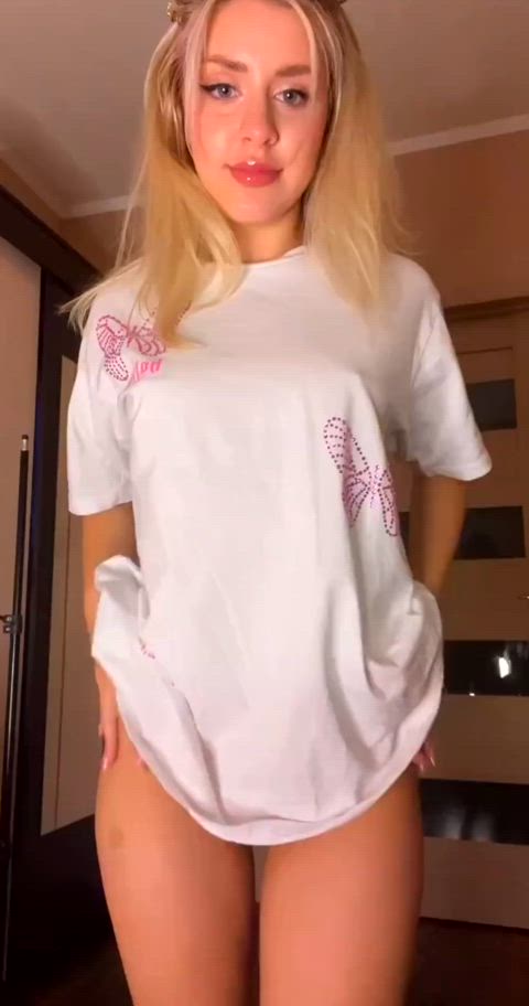 say yes if you'll cheat and fuck my tits. i'll pm u my nudes (i actually do)