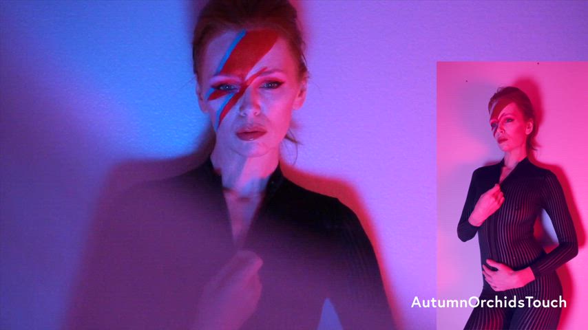 David Bowie cosplay with Eros Foundry “Talon” dildo fucking and Hitachi vibrator orgasms...