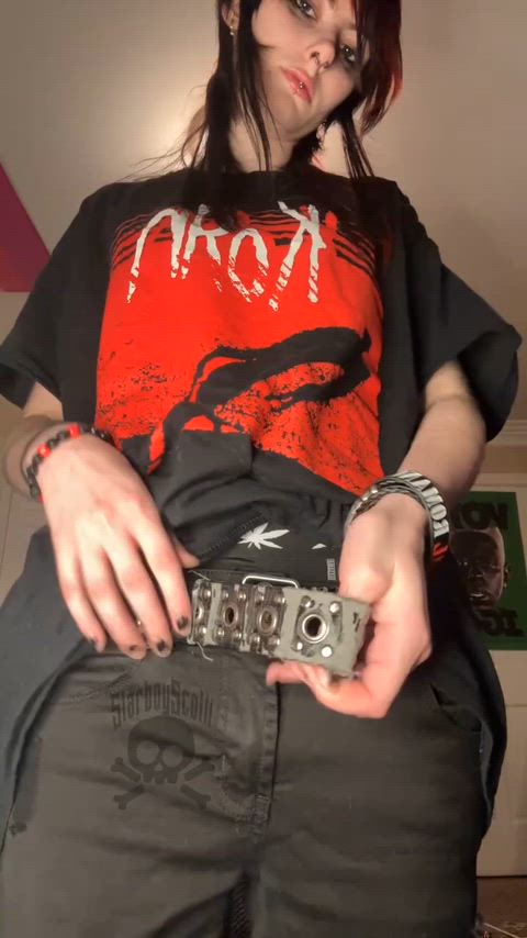 could you control yourself if i did this in front of you?