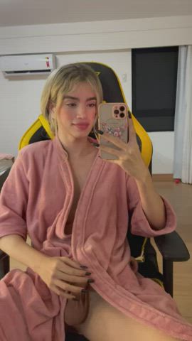 She turns with ease, movement soft but unmistakable