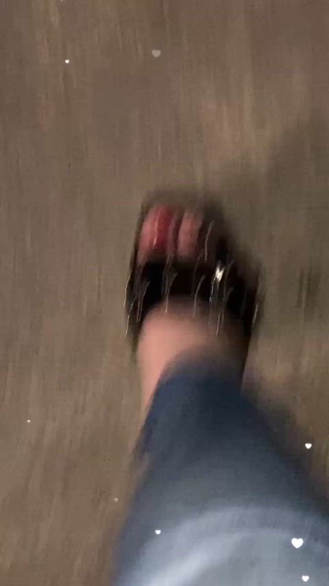 Being chubby means cute chubby toes 💜