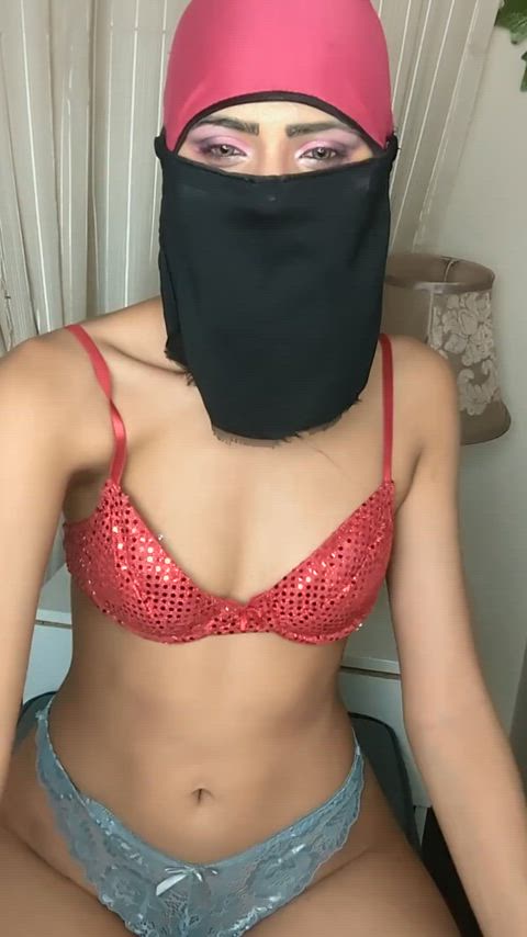 One night, you and my pakistani body. what are you doing?