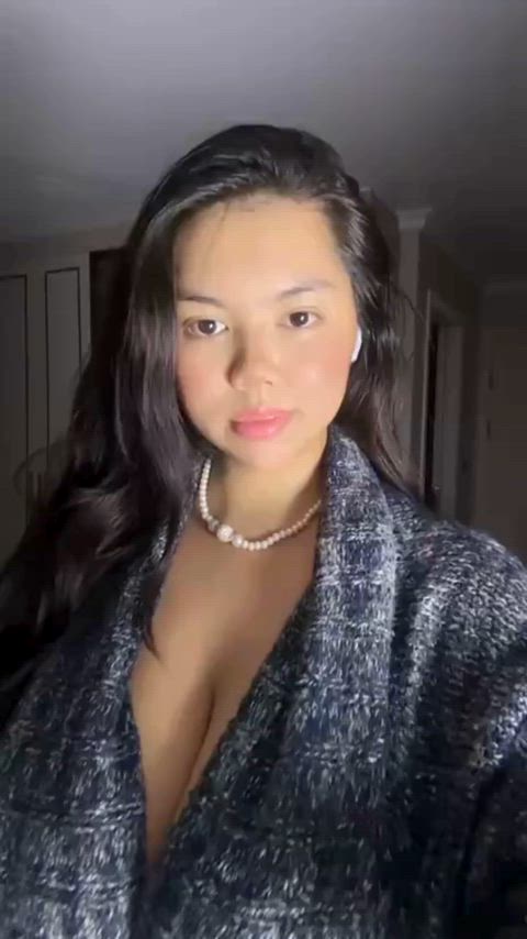 Are my titties big enough for u?