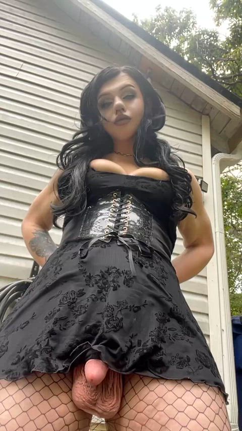 Wanna come give a thick girl’s leaky cock a taste?