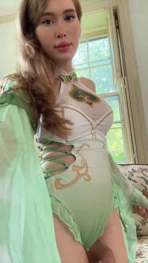 If I let you suck my girldick...would you spit or swallow?🥵