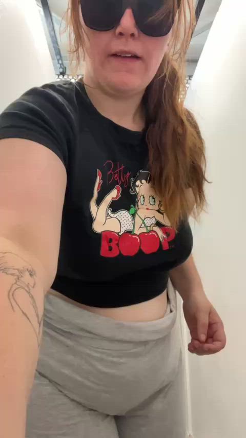 left the stall unlocked hoping someone walked in 😵‍💫